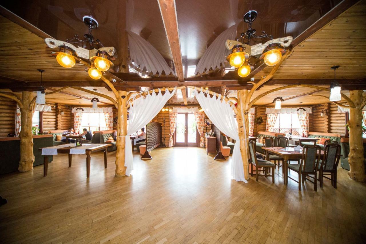 Комплекс Відпочинку Пампушка & Подушка Hotel Burlach'ya Balka Exterior photo